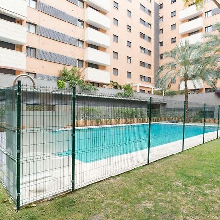 Buena Locacion Estacion Maria Zambrano Cerca De La Playa Y Centrico Leilighet Málaga Eksteriør bilde